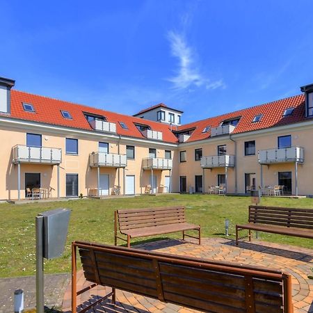 Peenemuende, Seglerhafen St Schoner 7, 13, 14 Dış mekan fotoğraf
